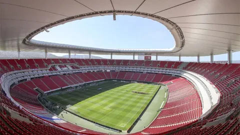 纳米比亚前总统努乔马去世，享年95岁